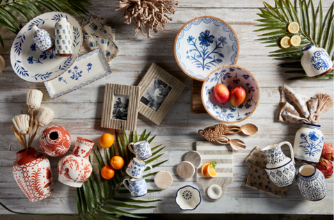 Image of BLUE FLORAL HOSTESS SET
