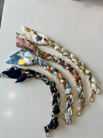 Image of Cell Phone Wristlet Chain with Scarf