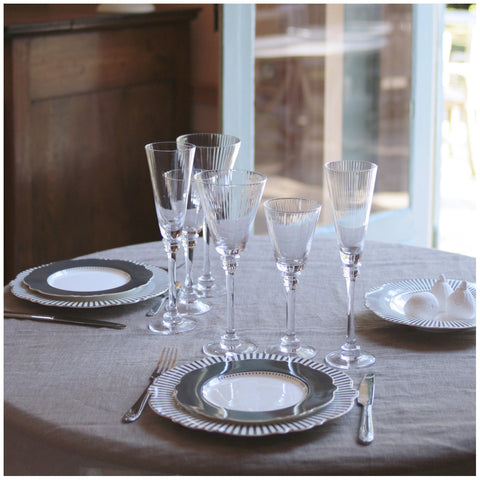 Image of Mathilde M 5 piece place setting