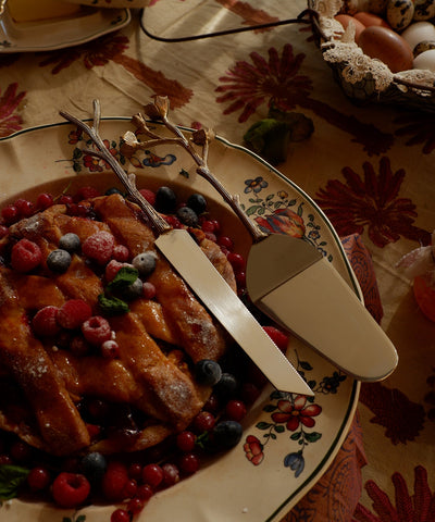 Image of Ava Blossom Cake Set