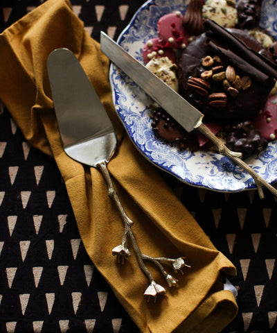 Image of Ava Blossom Cake Set