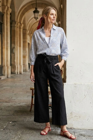 Image of AINOHA English embroidery shirt