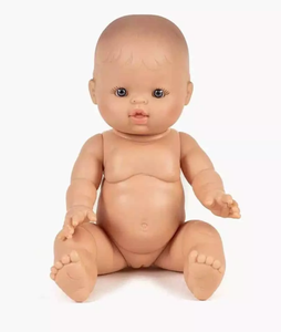 Lily – Little Girl from Europe