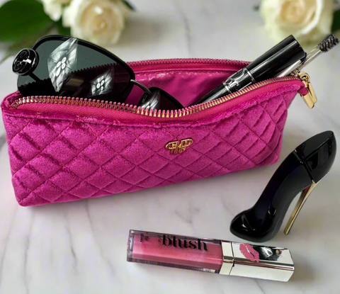 Image of NEW Sleek Stash Go-To-Case - Fuchsia Velvet