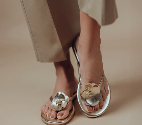 Image of VALENTINA - GOLD Sandal