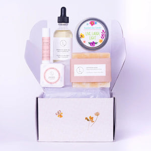 Unwind Lavender Gift Set - with Candle "Live, Laugh, Light"