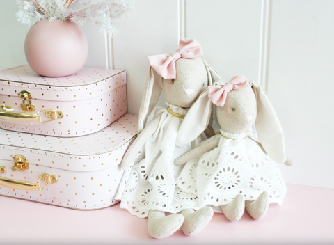 Image of Mummy Broderie Bunny