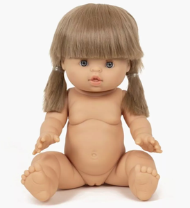 Yzé Blonde doll with blue eyes